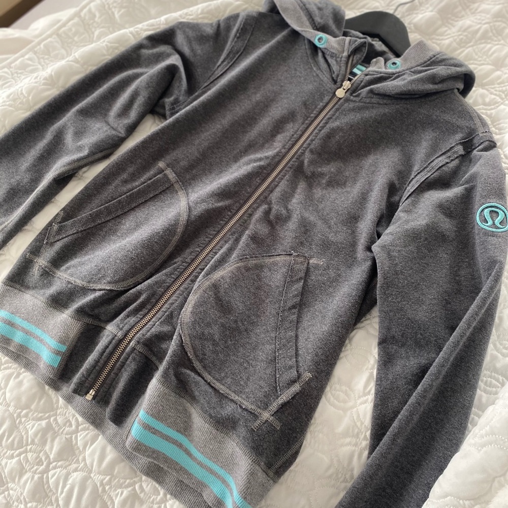 Classic Lulu hoodie
